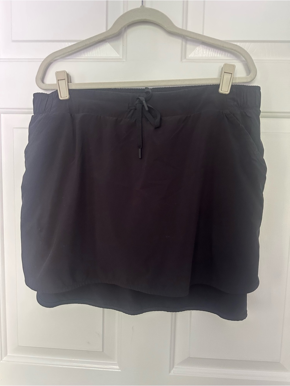 All in motion black skort